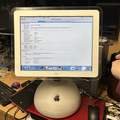 Apple iMac G4 17” OS  X 10.2.3  - 800mhz - 768MB ram - 60GB HDD  - M6498 - Image 1 of 4