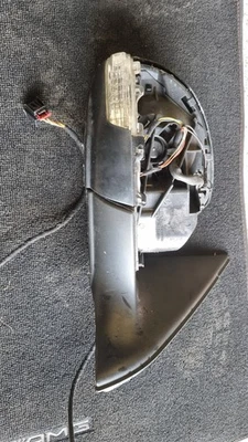 VOLKSWAGEN TIGUAN MK1 ESPEJO RETROVISOR MANUAL PLEGABLE LADO DERECHO DEL CONDUCTOR 2010 Foto 1 de 4