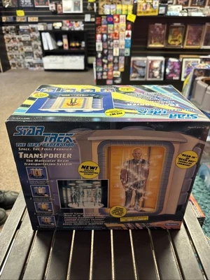 Star Trek The Next Generation Transporter Juego Coleccionistas Editi Playmates NUEVO Foto 1 de 4