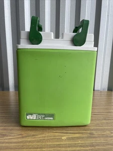 Thermos The Jugler #8320 Multi-Purpose Cooler Green With White Lid 5 Gallons - Picture 1 of 10