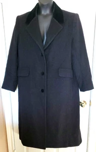 VTG Forecaster of Boston Womens Size 16 100% Wool Black Overcoat Velvet Trim - Picture 1 of 6