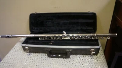 FLAUTA BUNDY SELMER EM ESTOJO USADO - Imagem 1 de 4