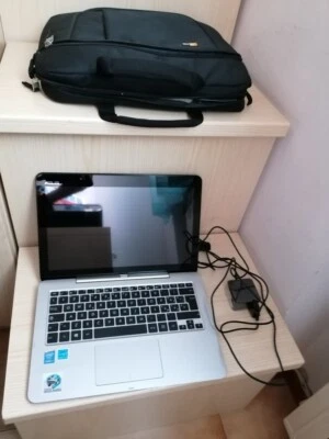 ASUS Transformer Book T300F come nuovo accetto proposte - Immagine 1 di 4