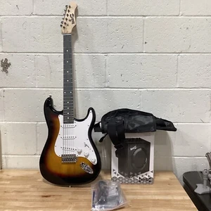 E-Gitarre Superkit mit 10-Watt-Amp, Gigbag, Plektren & Online-Lektionen 6... - Bild 1 von 10