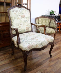 Ein echtes Schlossmöbel!!! antik Barock Sessel 1760 Nussbaum Jacquard gepolstert - Bild 1 von 24