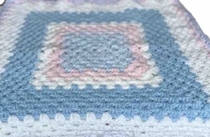 HAND -CROCHET BABY BOY/ GIRLS PASTELS BLANKET UNISEX 🌸 NEW - Picture 1 of 1
