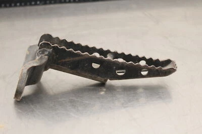 1985 Honda FourTrax 250 TRX250 2x4 LEFT FOOT REST PEG STEP W839 - Image 1 of 4