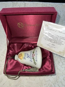 Ne'Qwa Art Susan Winget innen bemalt "Happy 50th Anniversary" Glasglocke - Bild 1 von 11