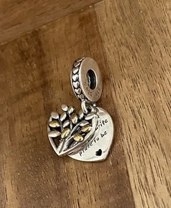 PANDORA Charm S925 Family Tree Heart Charm Love 799161C00 - Picture 1 of 5