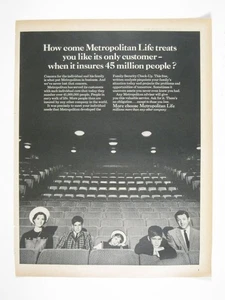 Metropolitan Life Treats Only Customer Insurance Ad Vintage 1960s Print MOD - Bild 1 von 2
