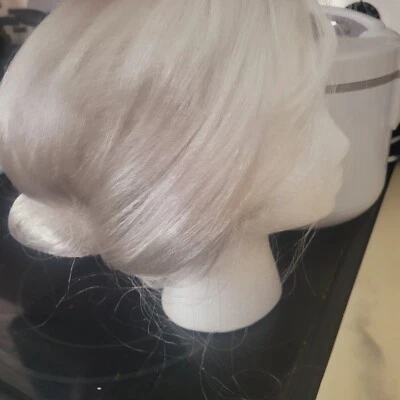 NUEVO Para Mujer Abuela Bollo Vieja Dama Espíritu Halloween Disfraz Peluca Juegos con disfraces Cabello Gris Foto 1 de 4