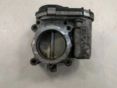 2014-2019 Mercedes Benz CLA250 2.0L Throttle Body OEM A2701410025 - Image 1 of 4