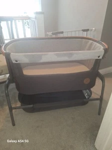 Maxi Cosi Iora Next To Me Bedside Crib - Picture 1 of 7