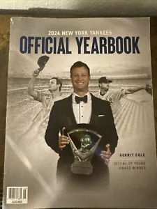 ANUARIO OFICIAL DE LOS YANKEES DE NUEVA YORK 2024 - Imagen 1 de 2