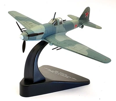 Oxford Diecast 1/72 Scale Model Aircraft AC093 - LLyushin II-10 - Image 1 of 4