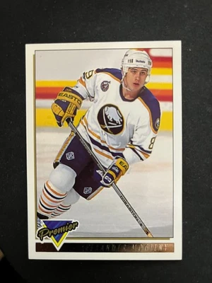 1993-94 Topps Gold Parallel #245 Alexander Mogilny Buffalo Sabres NrMt - Image 1 of 2