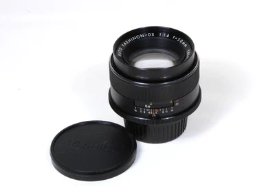 Yashica Auto Yashinon-DX 50mm f/1.4 M42 Screw-Mount Fast Prime Lens - Image 1 of 4