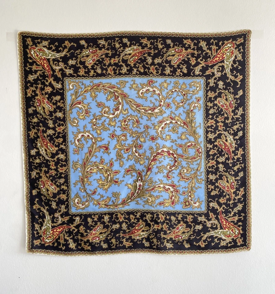 LOVELY UNBRANDED black w / blue silk women 's scarf paisley paTtern 31"/30" EC - Image 1 of 4