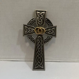 Fine Pewter Knotted Celtic Wedding Cross Gold Bands Wall Hanging - Picture 1 of 7