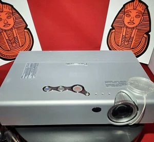 Panasonic PT-LB20U Projector - Picture 1 of 9