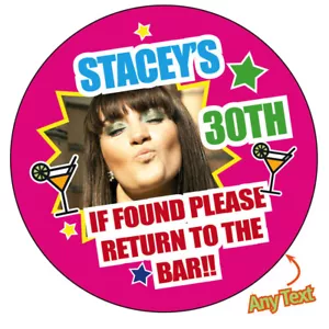 FOTO PERSONALIZADA Cumpleaños Gallina Fiesta Fin de semana Pegatinas Insignia Sexy Imagen 631 - Imagen 1 de 2