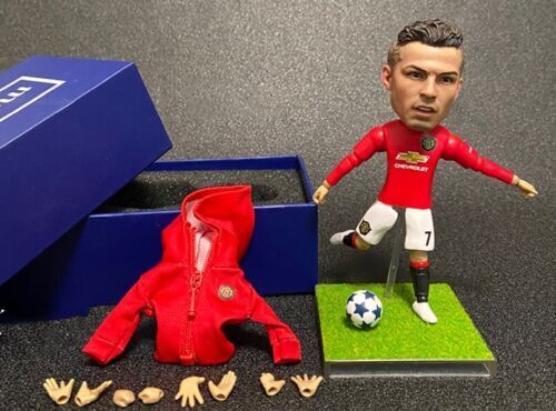 Compra Boneco Manchester United FC SoccerStarz Smalling Original