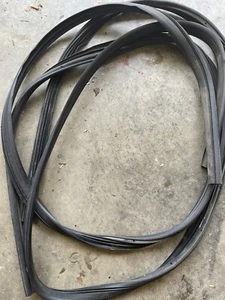 2005 f350 6.0 crew cab XLT front dr & passanger door trim - Picture 1 of 2