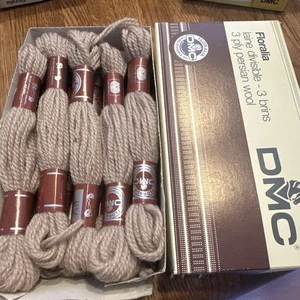 DMC Floralia Laine Divisible 100% Wool 10 Skeins 7411 Needlepoint Yarn POPULAR - Picture 1 of 5