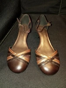 NWOB Women's 6.5-7 US/Eur 37JONAK Lea Brown/Gold Strappy 2.5" Kitten HEELS - Picture 1 of 11