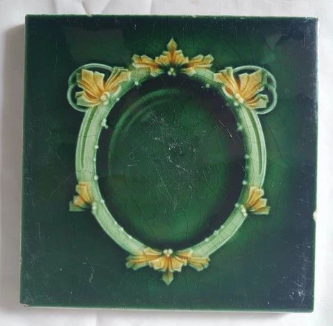 ELEGANT ANTIQUE ENGLISH GREEN ART NOUVEAU TILE (A) Cover