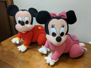 crawling minnie mouse toys r us