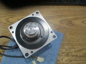 Modelo Yaskawa: SGMP-08A312 AC Servomotor - Imagen 1 de 3