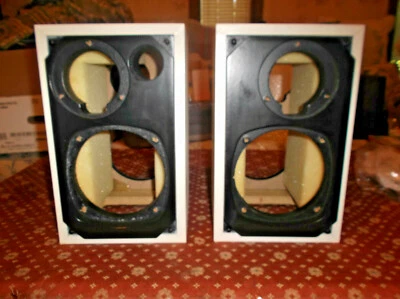 TECNOLOGÍA DEFINITIVA BP2 ARMARIOS BLANCOS (VACÍOS) PAR Foto 1 de 4