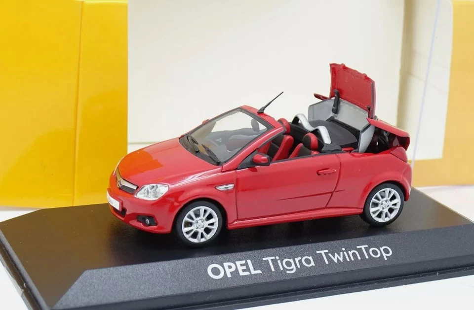 MINICHAMPS, OPEL Tigra TwinTop rosso, 1/43,  MNC9163176 - Immagine 1 di 1