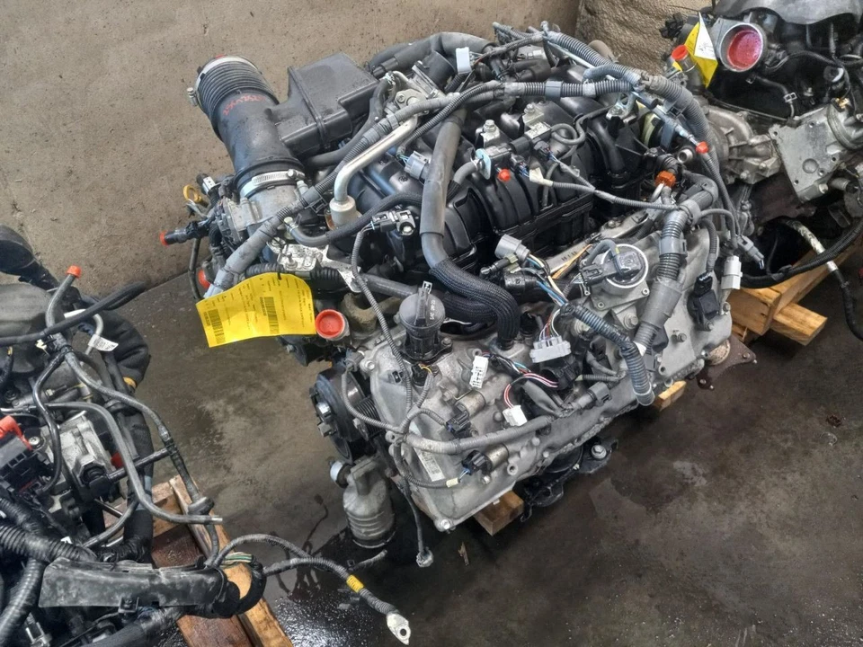 TOYOTA TUNDRA 2010-2019 ENGINE 4.6L 1691896 Foto 1 de 1