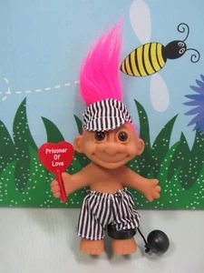 PRISONER OF LOVE (#1) - 5" Russ Troll Doll - NEW STORE STOCK W/FLAWS - Imagen 1 de 5