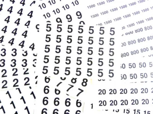 25mm 1" Circle Black on White Sticky Numbers, Numbering Stickers, Plastic Labels - Picture 1 of 15