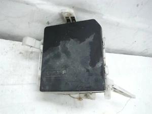 2009 NISSAN VERSA SEDAN ENGINE BAY FUSE BOX RELAY CENTER OEM 254B7 EM33A 07-09 - Picture 1 of 5