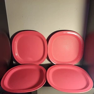 Set of 8 Tupperware Legacy Dessert Plates Pink 7.75" Microware Reheatable New - Picture 1 of 3