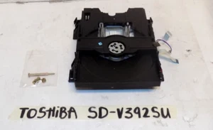 Reproductor de DVD de repuesto Toshiba SD-V392SU con tornillos de montaje - Imagen 1 de 2