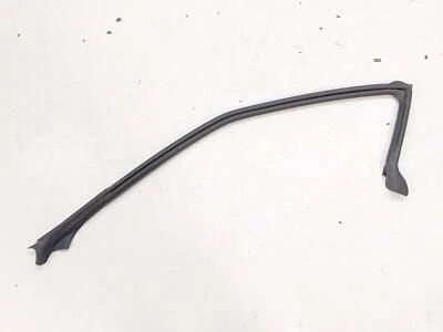 Nissan GTR GT-R R35 2009 puerta delantera izquierda ventana impermeabilización 76861-JF00A Foto 1 de 4