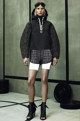 NUEVA ALEXANDER WANG X H&M Anorak Chaqueta Recortada con Capucha Talla L (EU 42/US 12/UK 16) Foto 1 de 4