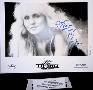 DORO 8x10 Foto HANDSIGNIERT - Bild 1 von 1