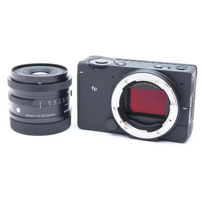 Sigma fp + Contemporary 45mm F/2.8 DG DN Lens Kit #232 -Near Mint- - Image 1 of 4