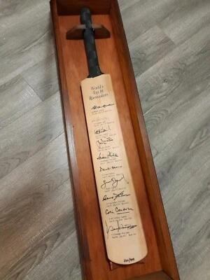  Top 10 Runmakers - rare signed Cricket Bat  - image 1 of 4