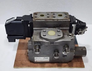 DANFOSS 11100251 PVG 120-1 PROPORTIONAL VALVE, PVEH 155G4093, 230 BAR - Picture 1 of 16