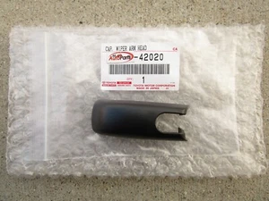 08 - 15 SCION XB REAR WINDSHIELD WIPER ARM BOLT COVER CAP OEM QTY 1 NEW - Picture 1 of 3