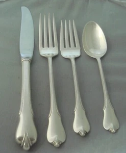 Wallace Grand Colonial Sterling Silver Four Piece Setting - Picture 1 of 1
