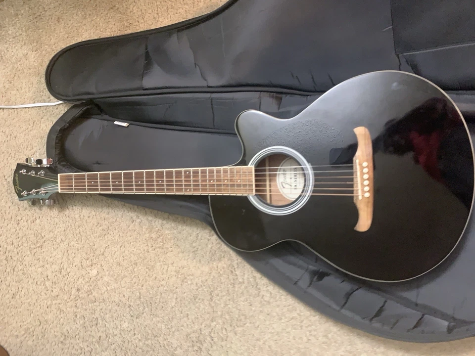 芬达 FA-135CE 音乐会原声电吉他 - 黑色 — 第 1/1 张图片