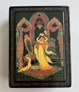 Vintage russische Lackdose handbemalt signiert Schmuckschatulle Prinzessin im Palast - Bild 1 von 10